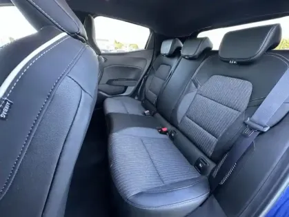 Photo 13 Renault Clio V Techno E-Tech full hybrid 145