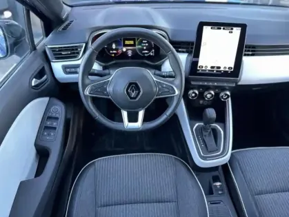 Photo 18 Renault Clio V Techno E-Tech full hybrid 145