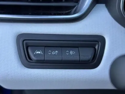 Photo 21 Renault Clio V Techno E-Tech full hybrid 145