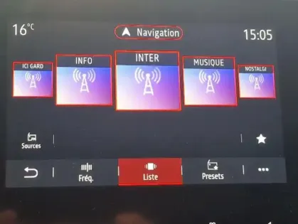 Photo 21 Renault Clio V Business Blue dCi 85