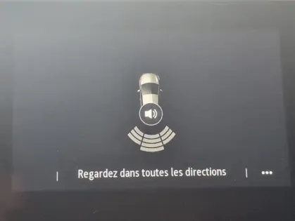 Photo 29 Renault Clio V Business Blue dCi 85