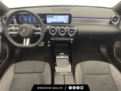 Photo 10 Mercedes Classe A 200 d AMG Line