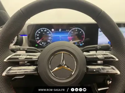 Photo 13 Mercedes Classe A 200 d AMG Line