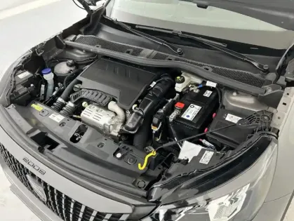 Photo 22 Peugeot 2008 1.2 PureTech 100ch Allure + Caméra de recul + GPS