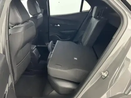 Photo 10 Peugeot 2008 1.2 PureTech 100ch Allure + Caméra de recul + GPS