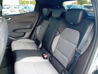 Photo 6 Renault Clio V Techno TCe 90 -24