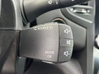 Photo 34 Renault Megane IV evolution Blue dCi 115