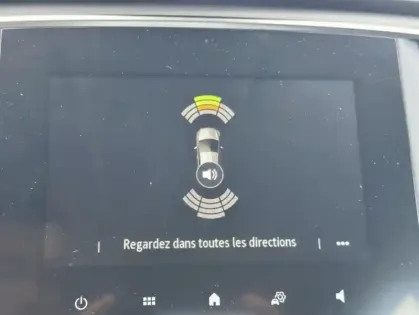 Photo 7 Renault Megane IV evolution Blue dCi 115