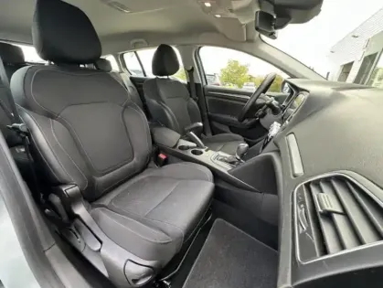 Photo 35 Renault Megane IV evolution Blue dCi 115