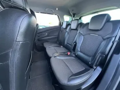 Photo 17 Renault Scenic Gén. IV (JFA) Ph1 Intens 5