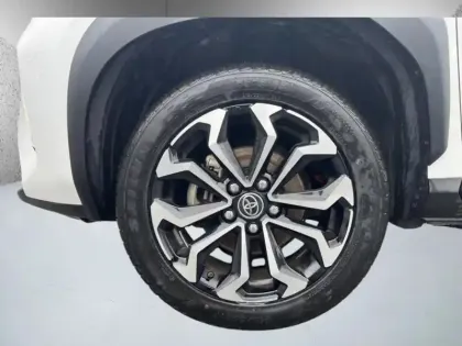 Photo 24 Toyota Yaris Gén. I Ph1 Design 5