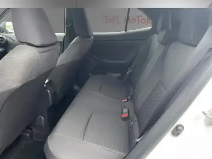 Photo 28 Toyota Yaris Gén. I Ph1 Design 5