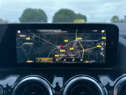 Photo 14 Mercedes GLA 200 d AMG Line