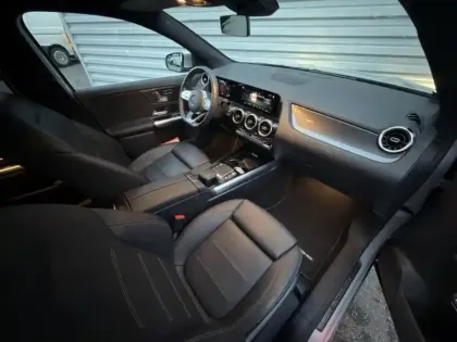 Photo 10 Mercedes GLA 200 d AMG Line