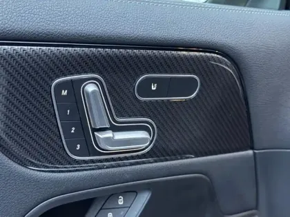 Photo 15 Mercedes GLA 200 d AMG Line