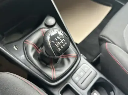 Photo 7 Ford Fiesta 1.0 Flexifuel 95ch ST-Line 5p