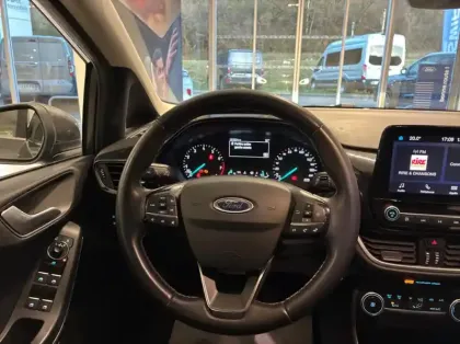 Photo 6 Ford Fiesta 1.1 75ch Titanium 5p