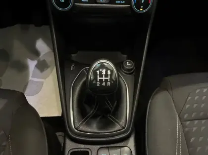 Photo 7 Ford Fiesta 1.1 75ch Titanium 5p