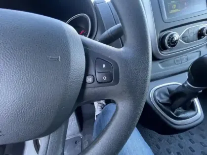 Photo 9 Renault Trafic III FG GCF L1H1 1200 Energy dCi 145 EDC