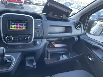 Photo 7 Renault Trafic III FG GCF L1H1 1200 Energy dCi 145 EDC