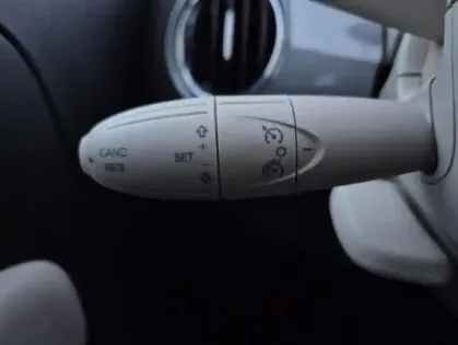 Photo 19 Fiat 500 II Hybrid 1.0 BSG 70 ch Dolcevita