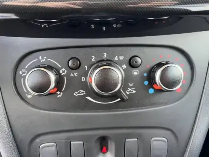 Photo 9 Dacia Sandero City+ SCe 75