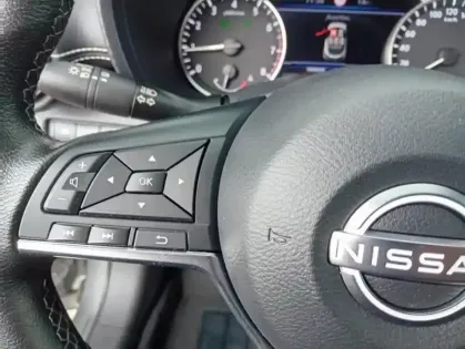 Photo 6 Nissan Juke II DIG-T 114 BVM6 N-Connecta