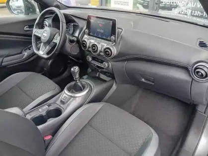 Photo 17 Nissan Juke II DIG-T 114 BVM6 N-Connecta
