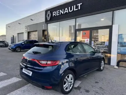 Photo 2 Renault Megane IV Berline Business TCe 115 FAP