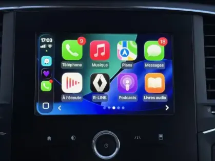 Photo 6 Renault Megane IV Berline Business TCe 115 FAP