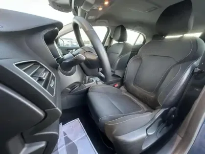 Photo 12 Renault Megane IV Berline Business TCe 115 FAP