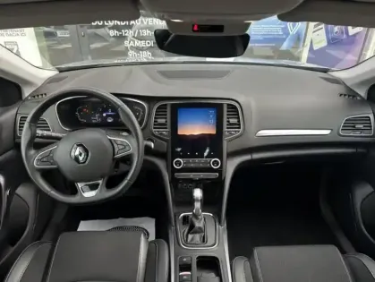 Photo 3 Renault Megane IV Berline techno TCe 140 EDC