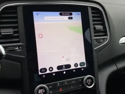 Photo 4 Renault Megane IV Berline techno TCe 140 EDC