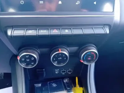 Photo 12 Renault Captur II Business Blue dCi 95