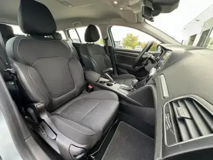 Photo 21 Renault Megane IV Business Blue dCi 115 EDC -21N