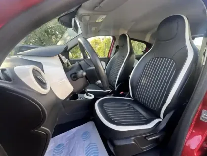 Photo 9 Renault Twingo III Intens TCe 95 EDC