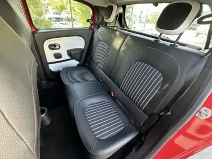 Photo 10 Renault Twingo III Intens TCe 95 EDC