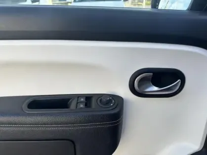 Photo 17 Renault Twingo III Intens TCe 95 EDC