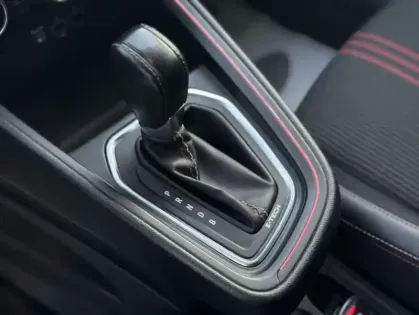 Photo 10 Renault Clio V RS Line E-Tech hybride 140 -21N