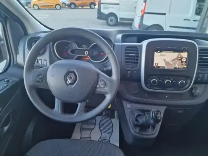 Photo 17 Renault Trafic III Zen L2 Energy dCi 145 8 places