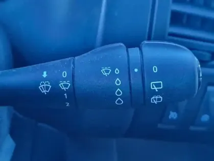 Photo 20 Renault Trafic III Zen L2 Energy dCi 145 8 places