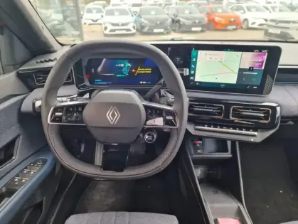 Photo 23 Renault R 4 II techno 150 ch autonomie confort