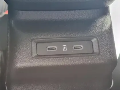 Photo 24 Renault R 4 II techno 150 ch autonomie confort