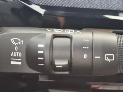 Photo 37 Renault R 4 II techno 150 ch autonomie confort