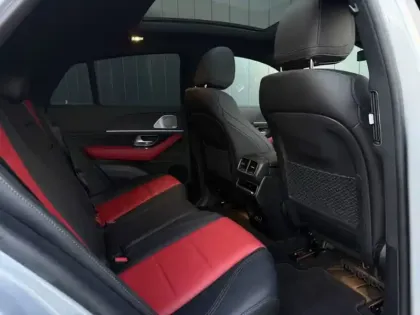 Photo 12 Mercedes GLE 400 e 4MATIC AMG Line