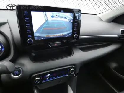 Photo 10 Toyota Yaris 120 VVT-i Design