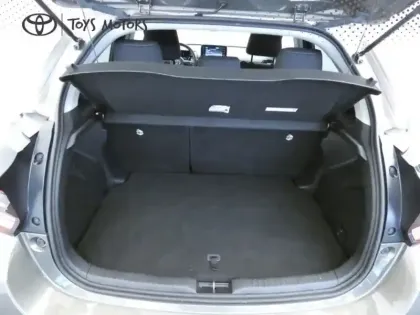 Photo 7 Toyota Yaris 120 VVT-i Design