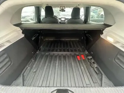 Photo 14 Renault Clio Société V Air Nav Blue dCi 85