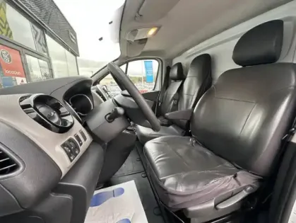 Photo 5 Renault Trafic III FG GCF L1H1 1200 Energy dCi 125 E6