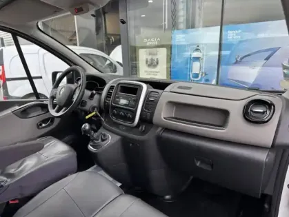 Photo 7 Renault Trafic III FG GCF L1H1 1200 Energy dCi 125 E6